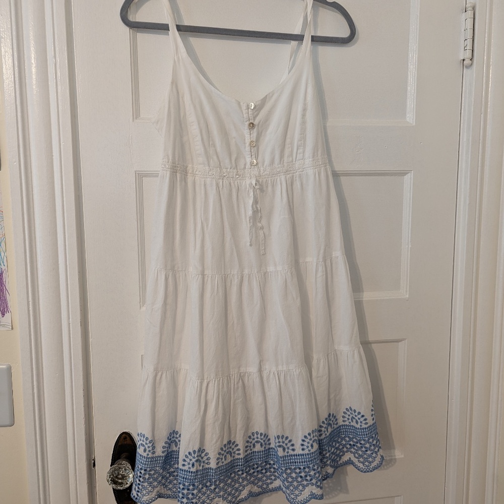Seraphine Maternity Size 4 White Sundress with Blue Detail - Excellent Condition